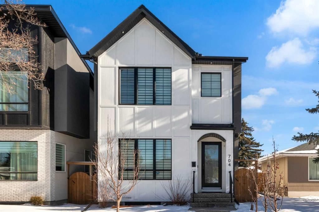 704 37 Street SW, Calgary — main listing photo
