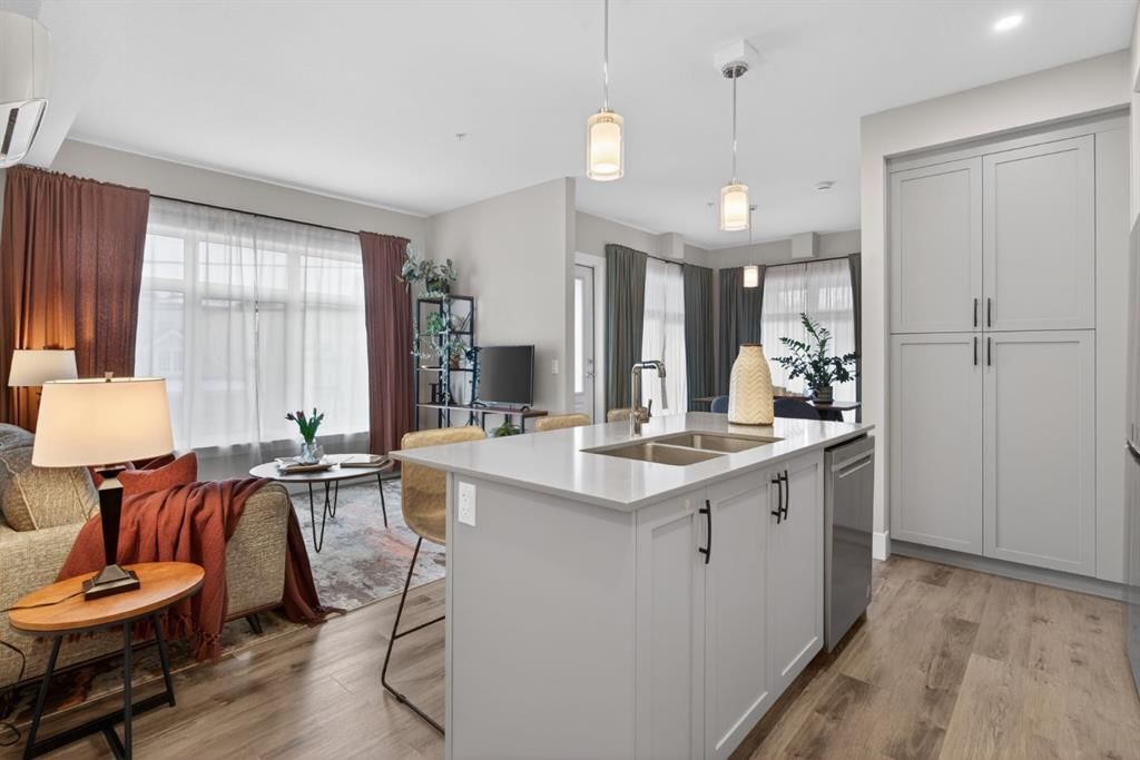 202, 1702 17 Avenue SW, Calgary — photo 4 of 33