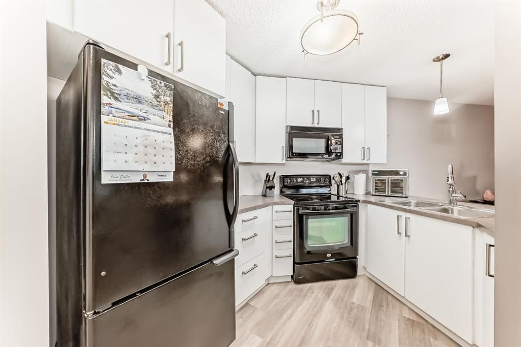 318, 25 Richard Place SW, Calgary — photo 4 of 30