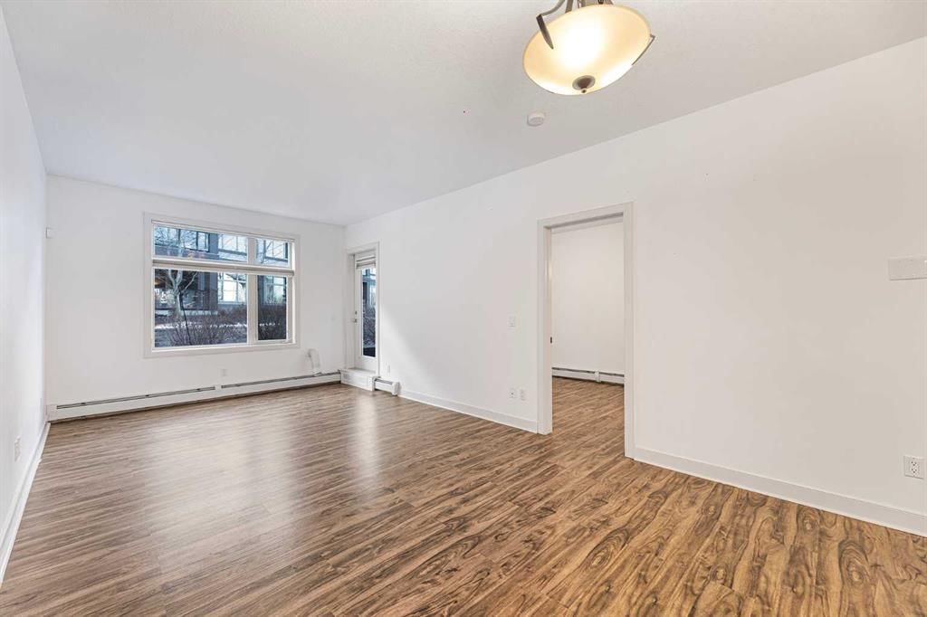 223, 35 Aspenmont Heights SW, Calgary — photo 5 of 43