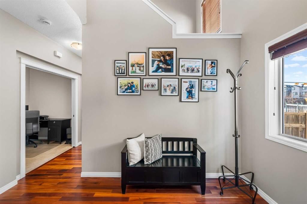 190 Sage Bank Grove NW, Calgary — photo 4 of 48