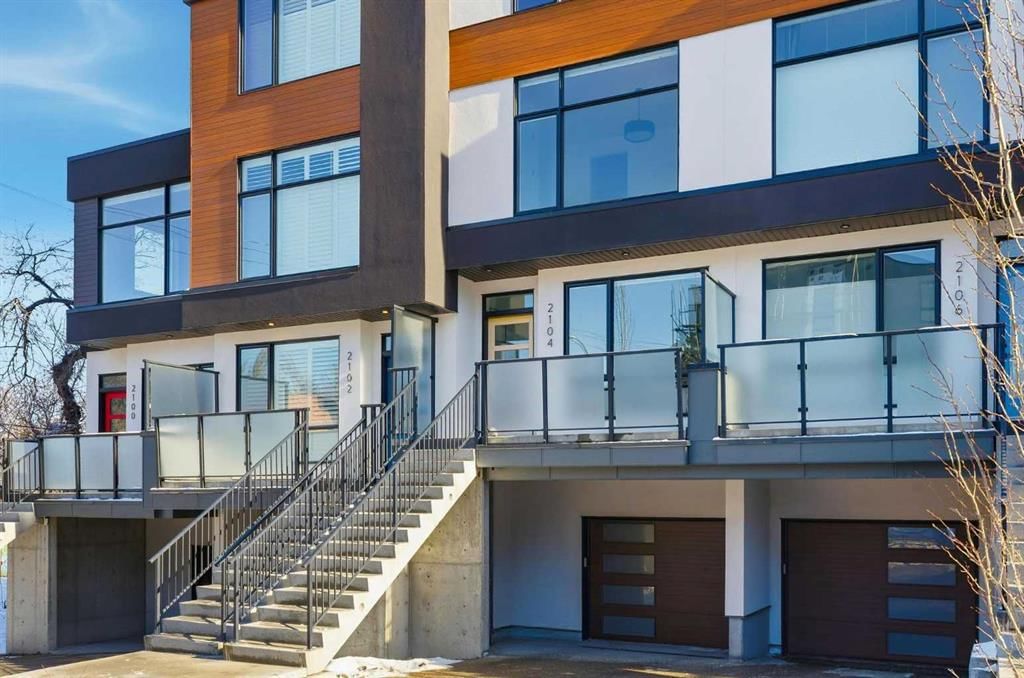 2104 17A Street SW, Calgary — main listing photo