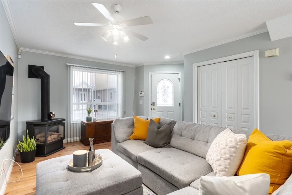 1533 11 Street SW, Calgary — photo 2 of 27