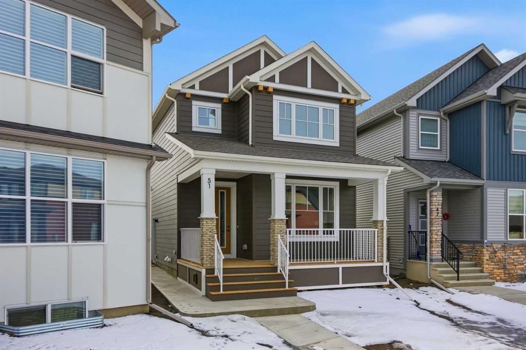 51 Belvedere Crescent SE, Calgary — photo 2 of 36