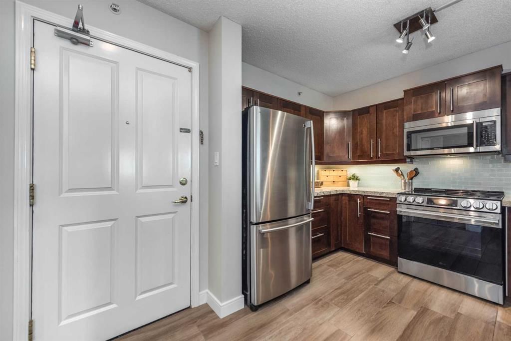 1109, 804 3 Avenue SW, Calgary — photo 4 of 42