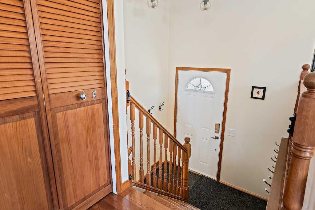 108 Lynnbrook Bay SE, Calgary — photo 2 of 39