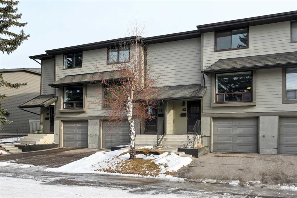43, 5019 46 Avenue SW, Calgary — photo 2 of 34