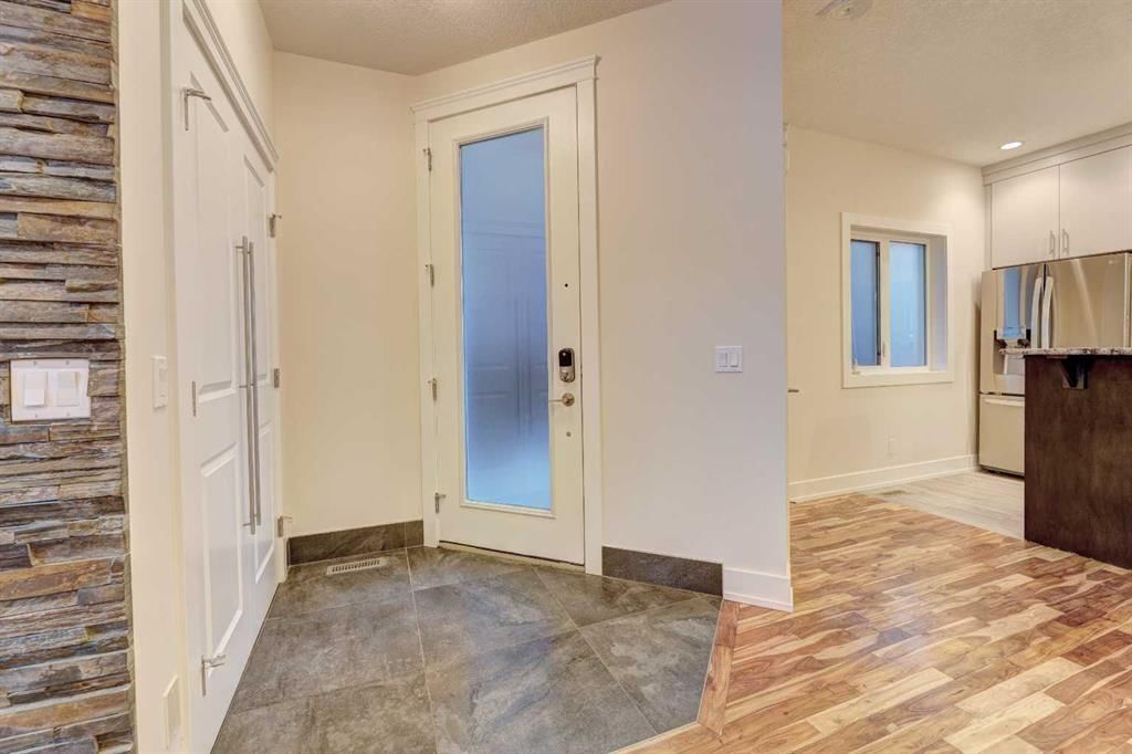 2, 308 12 Avenue NE, Calgary — photo 5 of 40