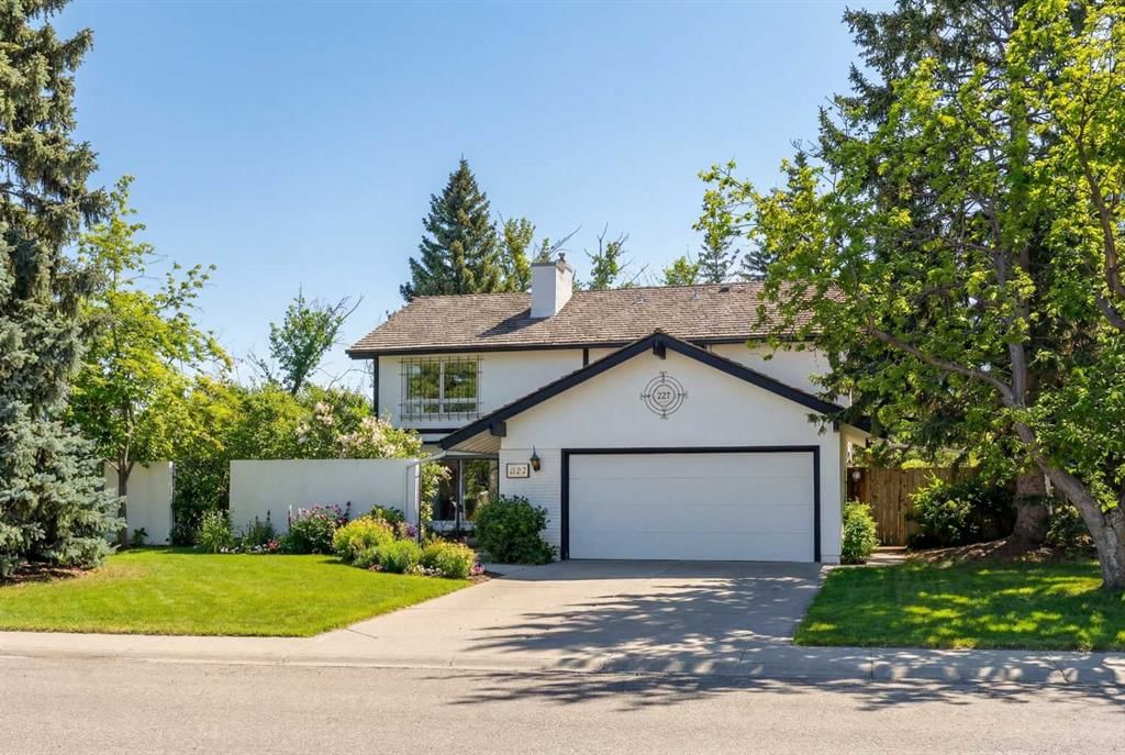 327 Willow Ridge Place SE, Calgary — main listing photo