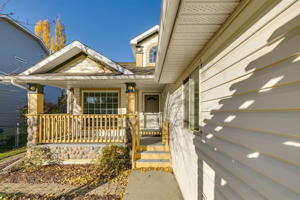 230 Chaparral Place SE, Calgary — photo 2 of 50