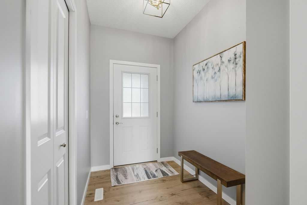 105 Chaparral Valley Crescent SE, Calgary — photo 3 of 46