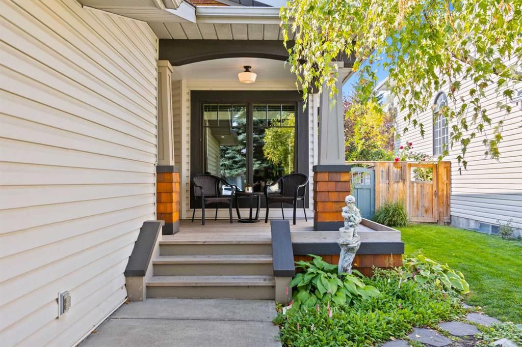 65 Sunlake Road SE, Calgary — photo 5 of 50