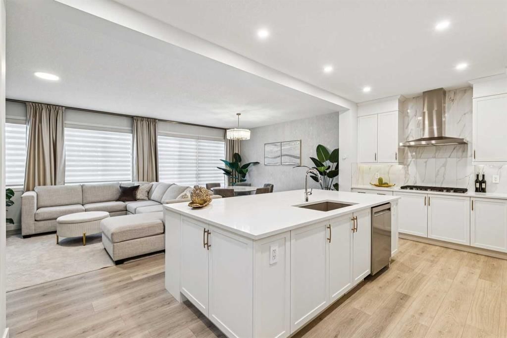 153 Edith Villas NW, Calgary — main listing photo
