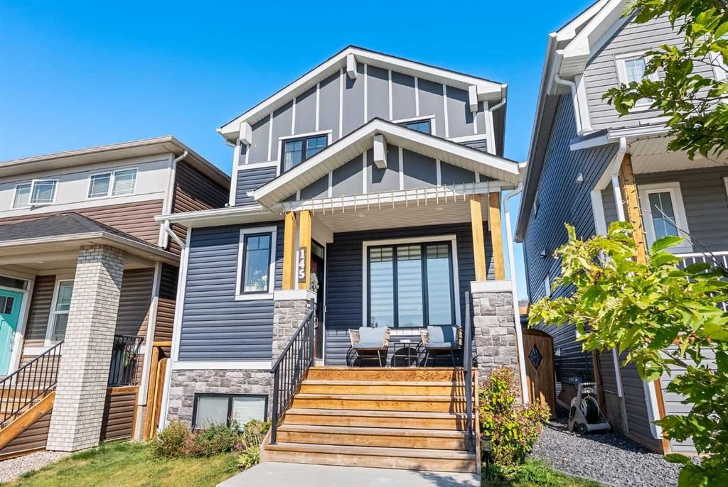 145 Lucas Crescent NW, Calgary — main listing photo