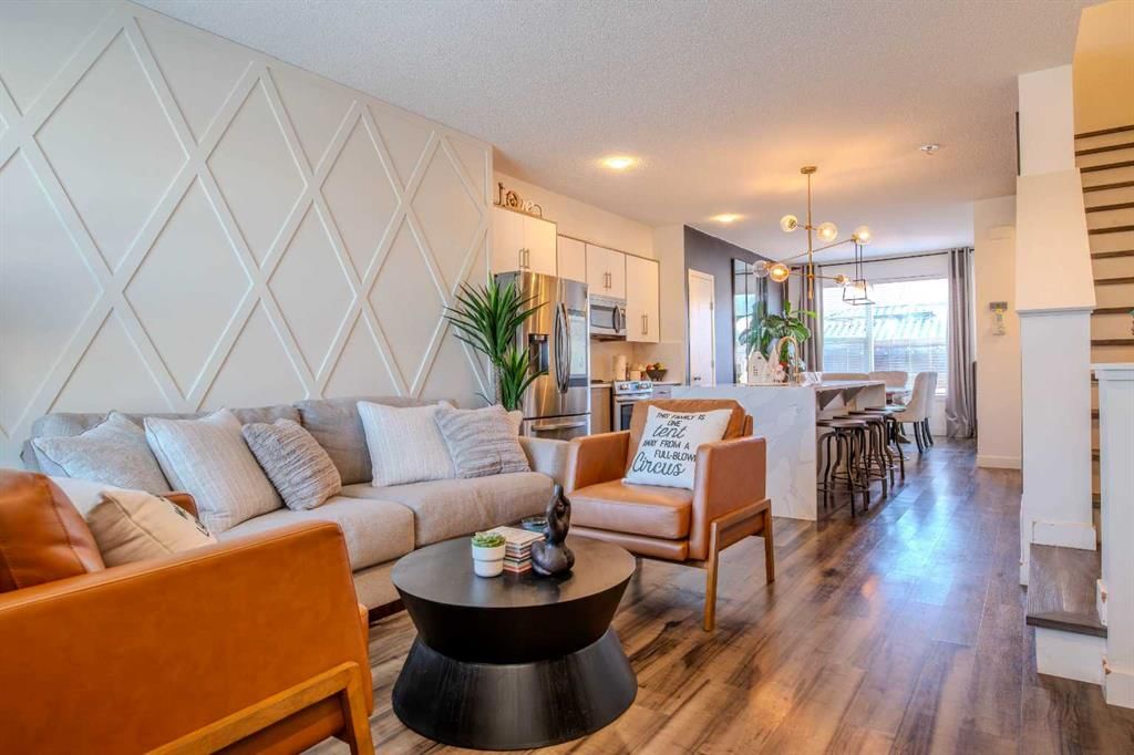 9021 46 Street NE, Calgary — photo 3 of 50