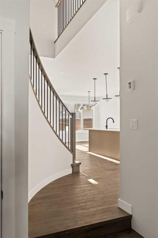 819 Livingston View NE, Calgary — photo 2 of 37