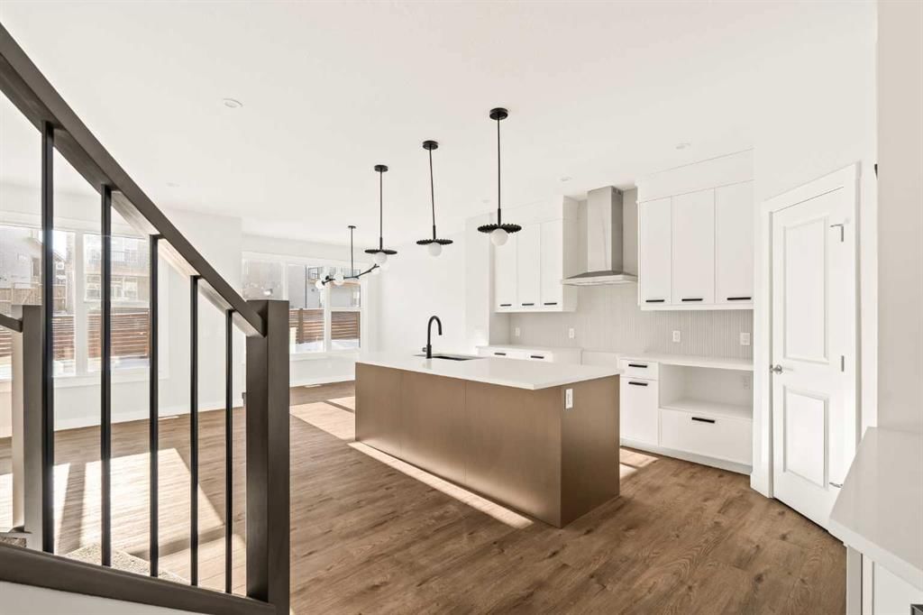 819 Livingston View NE, Calgary — photo 3 of 37