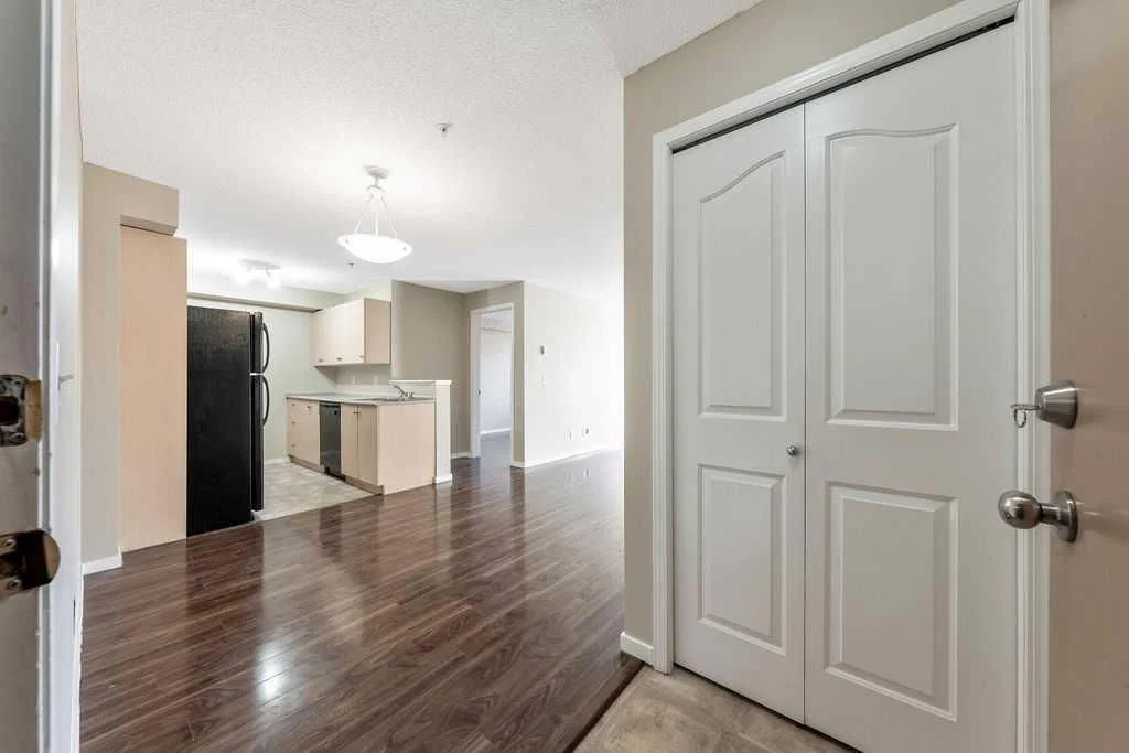 1215, 8 Bridlecrest Drive SW, Calgary — photo 2 of 20