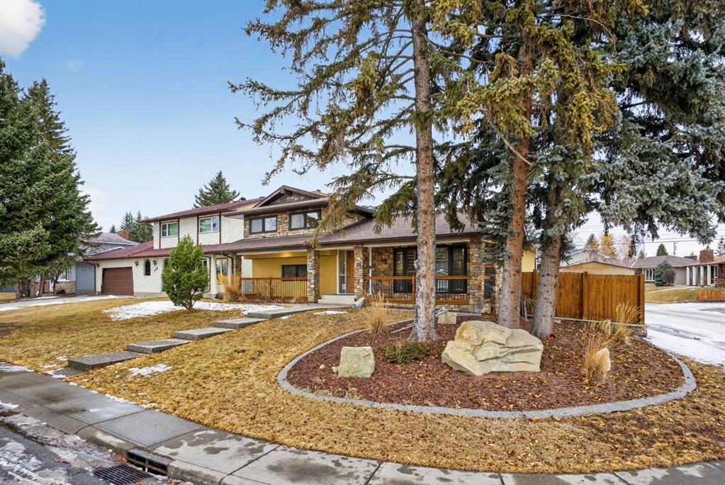740 Lake Ontario Drive SE, Calgary — photo 2 of 39