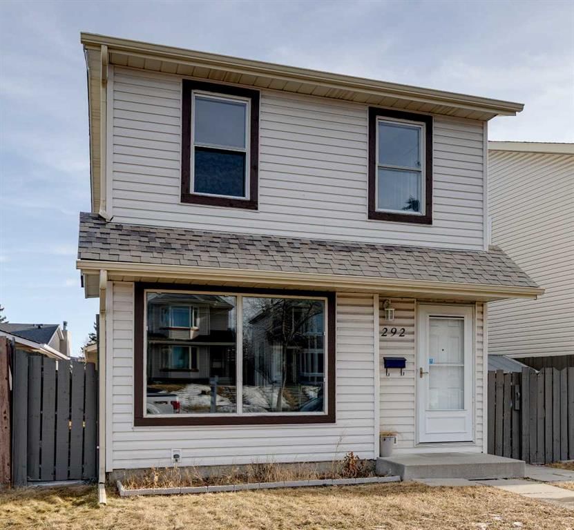 292 Falton Drive NE, Calgary — photo 2 of 34