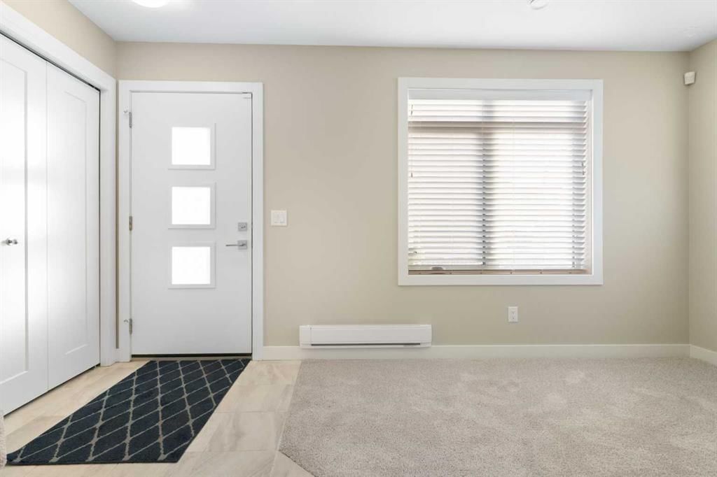 217 Sage Bluff Drive NW, Calgary — photo 3 of 33