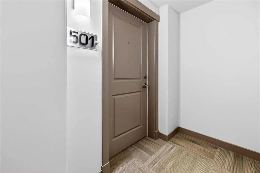 501, 24 Varsity Estates Circle NW, Calgary — photo 3 of 40
