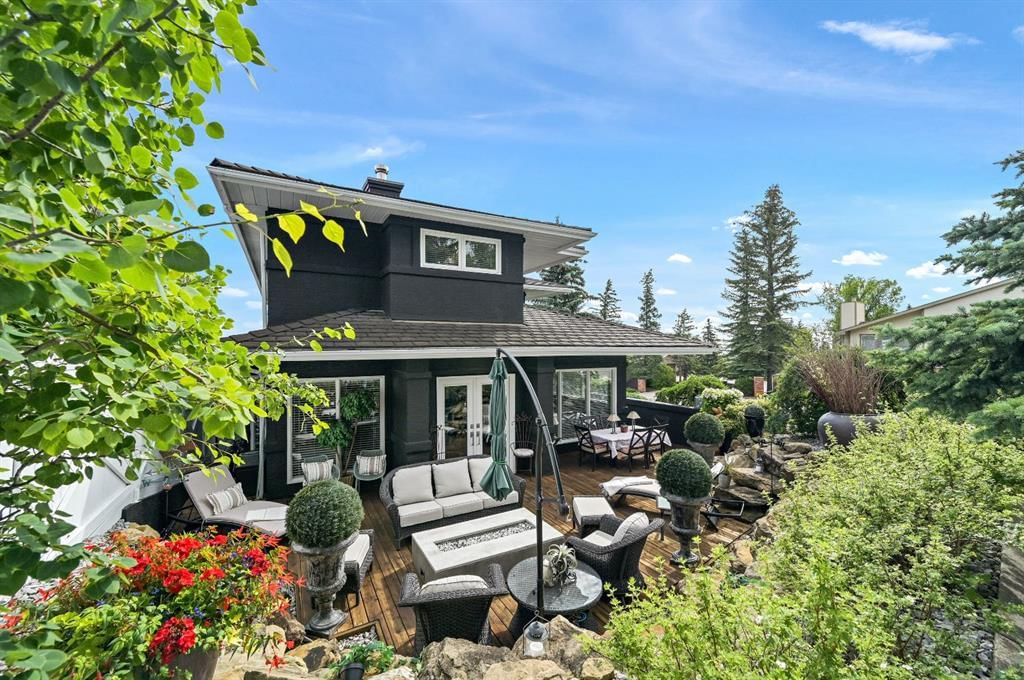 103 Stratton Park SW, Calgary — photo 4 of 49