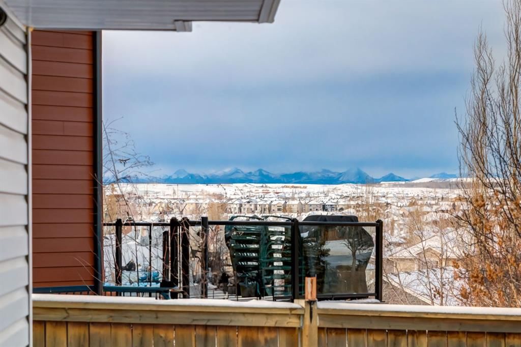 327 Millview Place SW, Calgary — photo 2 of 39