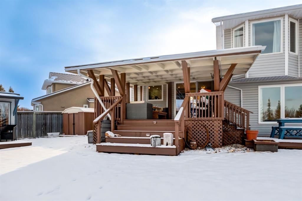 327 Millview Place SW, Calgary — photo 3 of 39