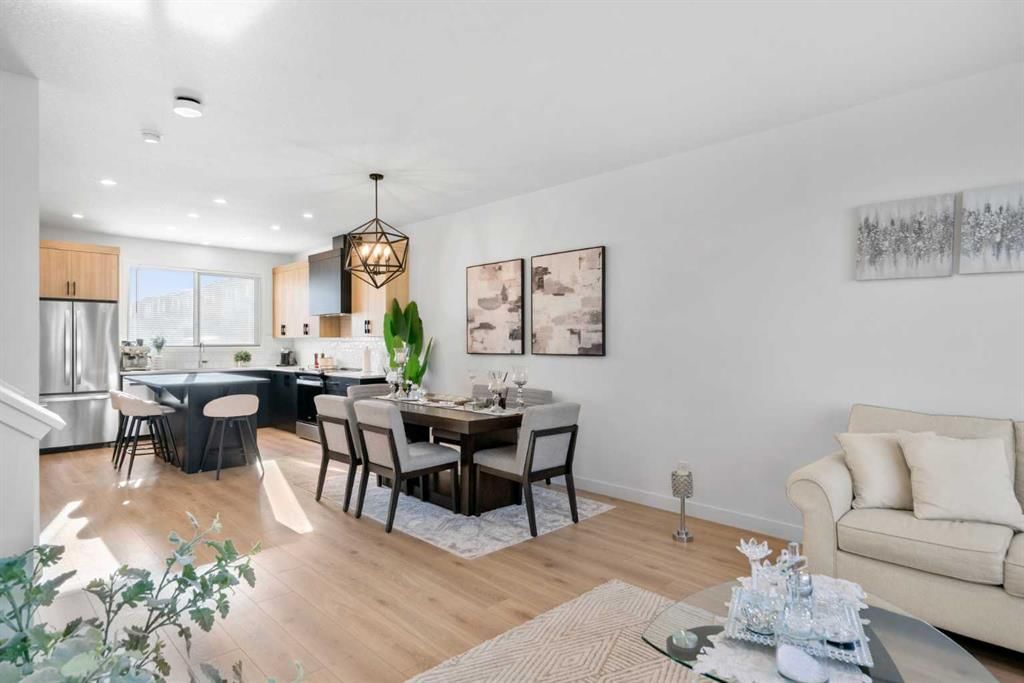 313 Ambleton Drive NW, Calgary — photo 5 of 37