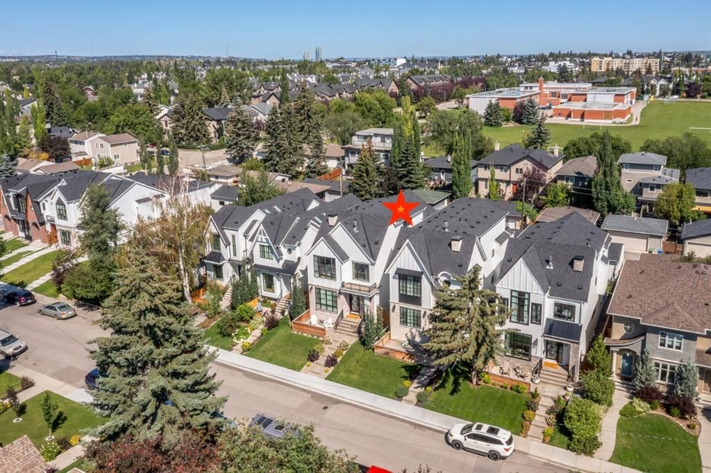 2032 41 Avenue SW, Calgary — photo 4 of 50