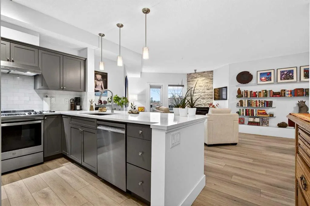 313, 1408 17 Street SE, Calgary — main listing photo