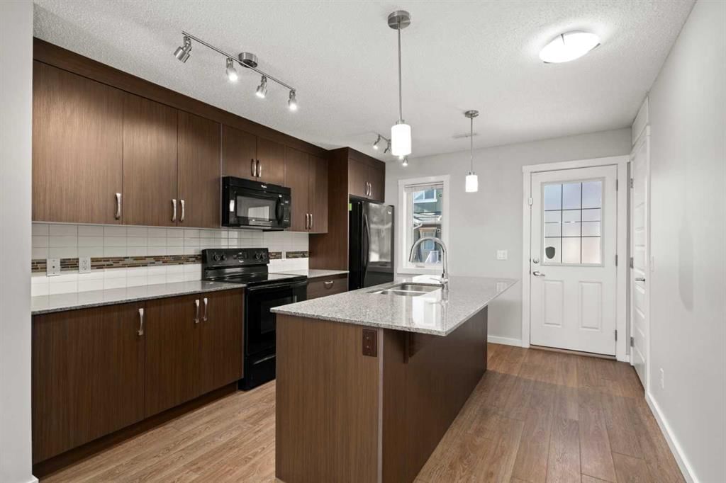 509 Auburn Bay Circle SE, Calgary — photo 2 of 35