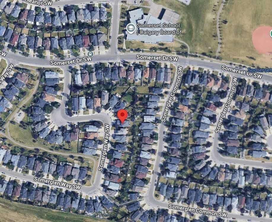 78 Somerglen Way SW, Calgary — photo 2 of 44