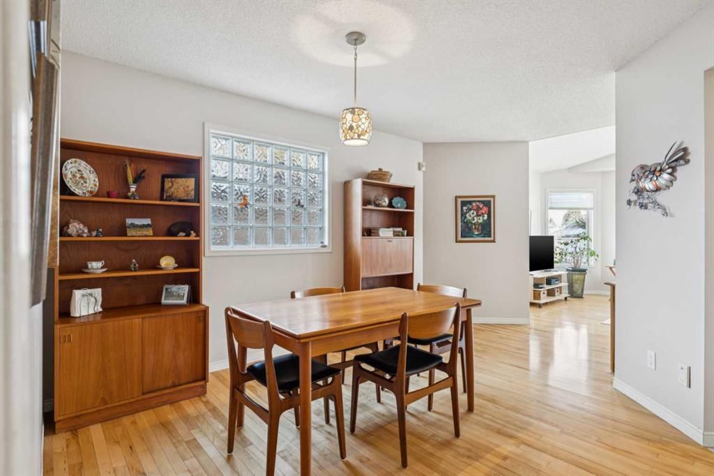 2609 27 Street SW, Calgary — photo 5 of 38