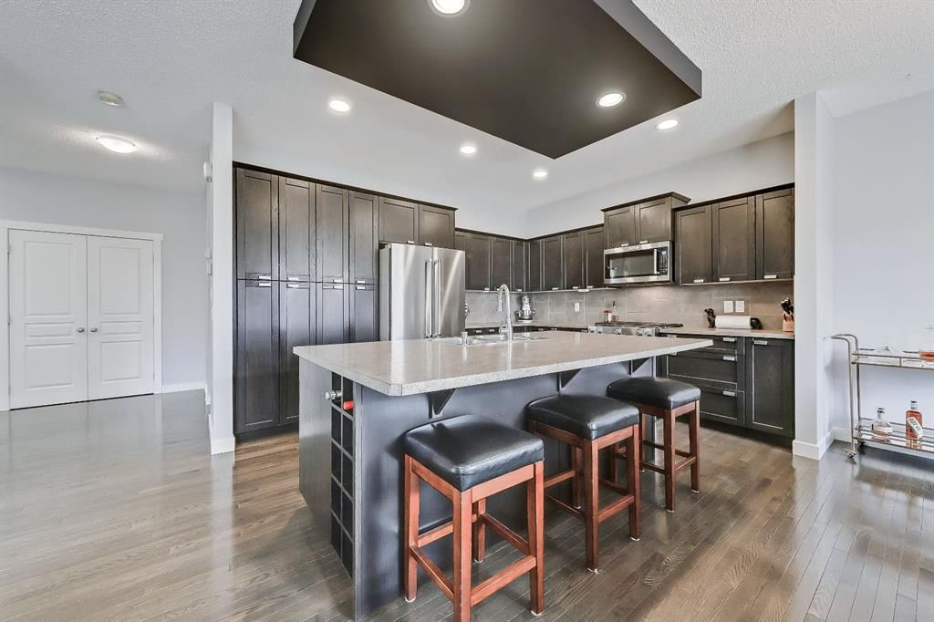 9 Copperleaf Way SE, Calgary — photo 4 of 46