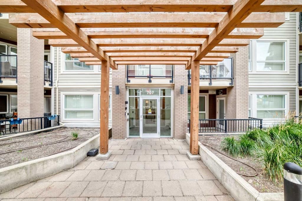120, 707 4 Street NE, Calgary — photo 2 of 38