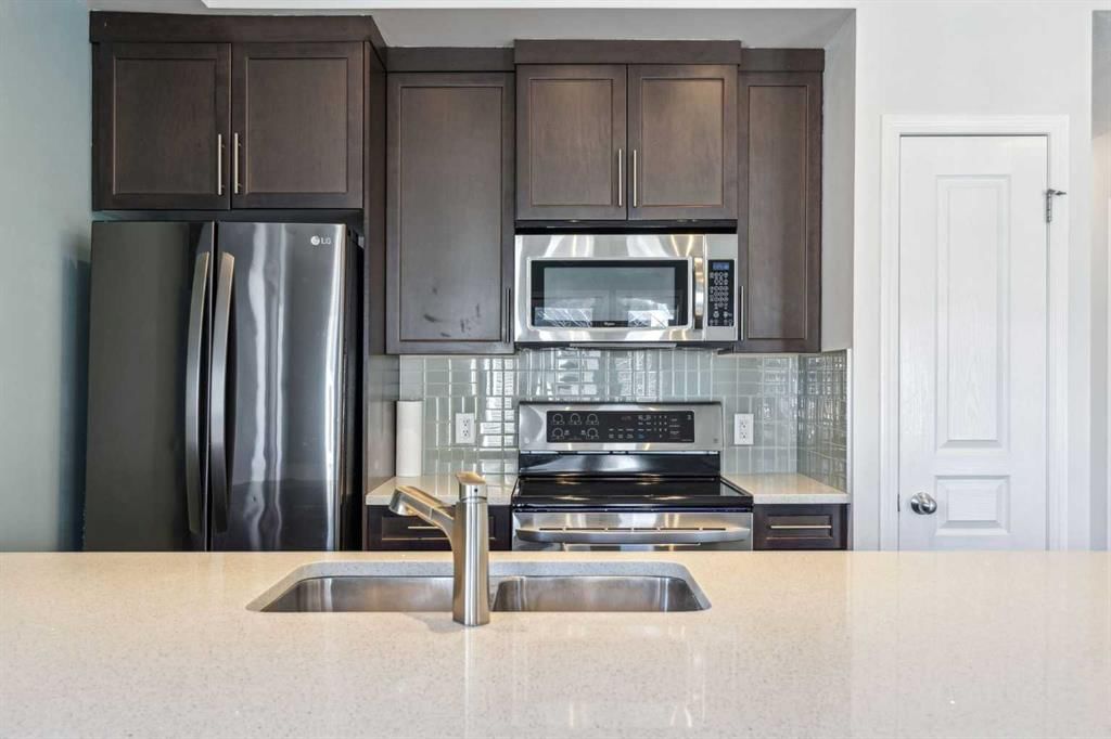 1006 Auburn Bay Square SE, Calgary — photo 3 of 50