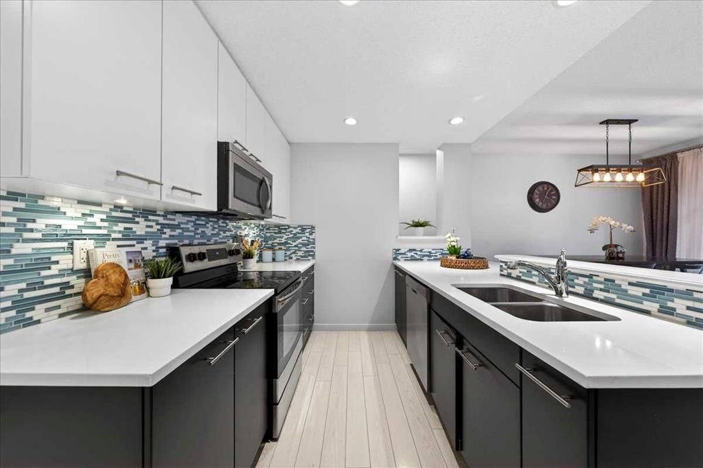 43 Chaparral Valley Common SE, Calgary — photo 5 of 38