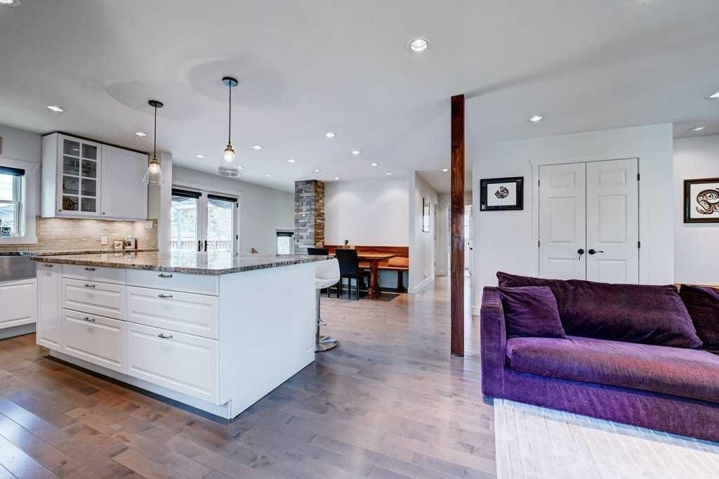 3040 26 Street SW, Calgary — photo 2 of 43