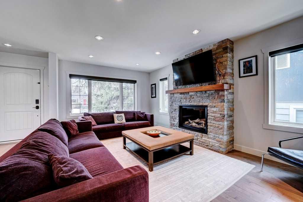 3040 26 Street SW, Calgary — photo 4 of 43