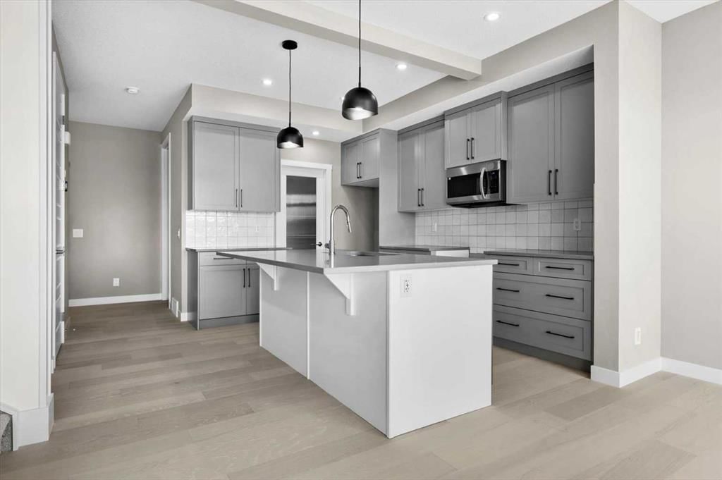 8 Topaz Place, Cochrane — photo 3 of 32
