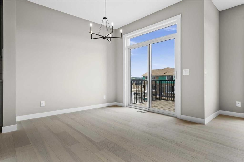 8 Topaz Place, Cochrane — photo 5 of 32