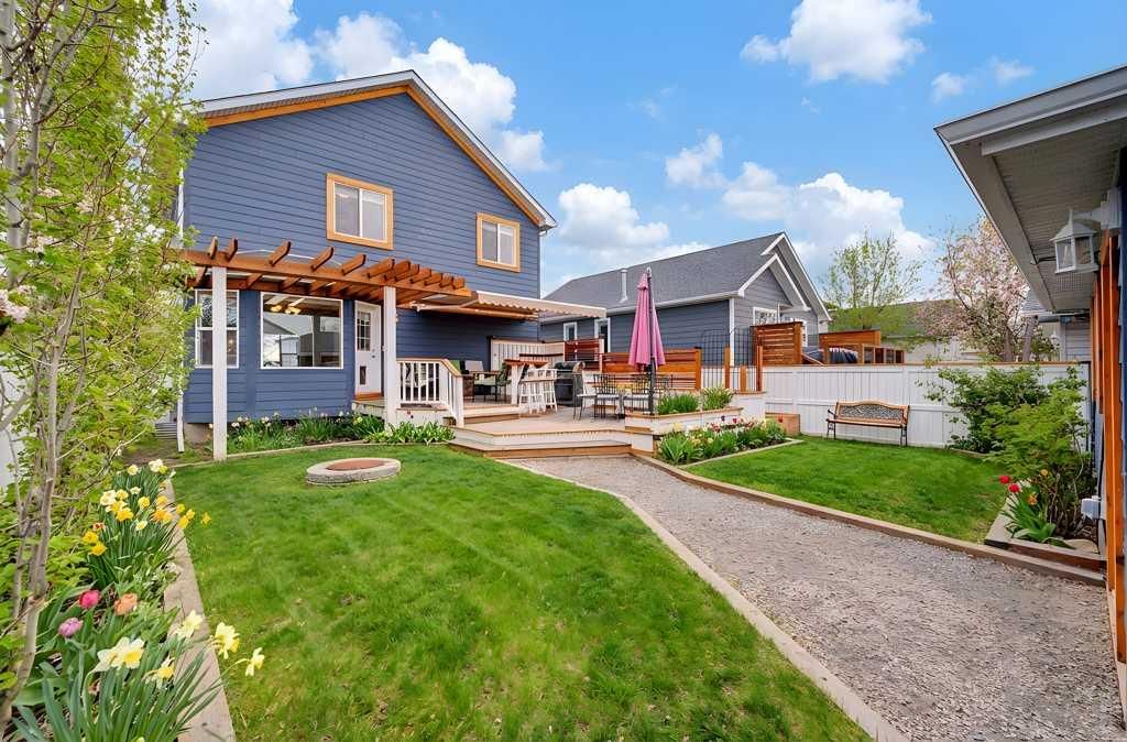 88 Somerside Common SW, Calgary — photo 3 of 47
