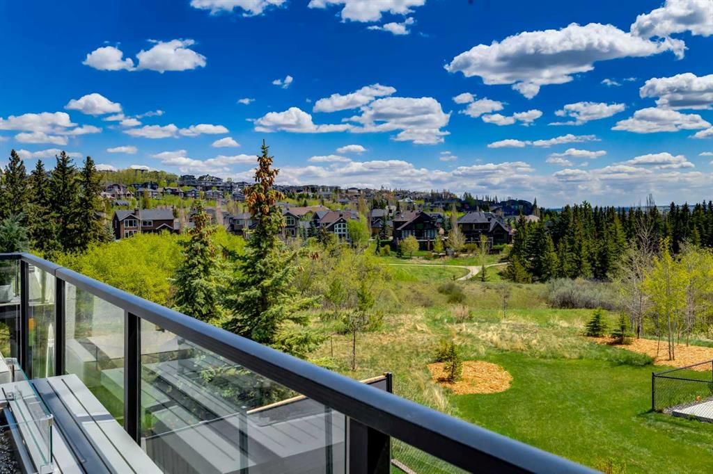 13 Timberline Court SW, Calgary — photo 3 of 48