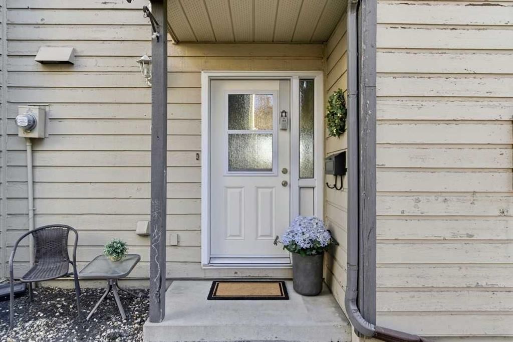 6, 99 Grier Place NE, Calgary — photo 3 of 45