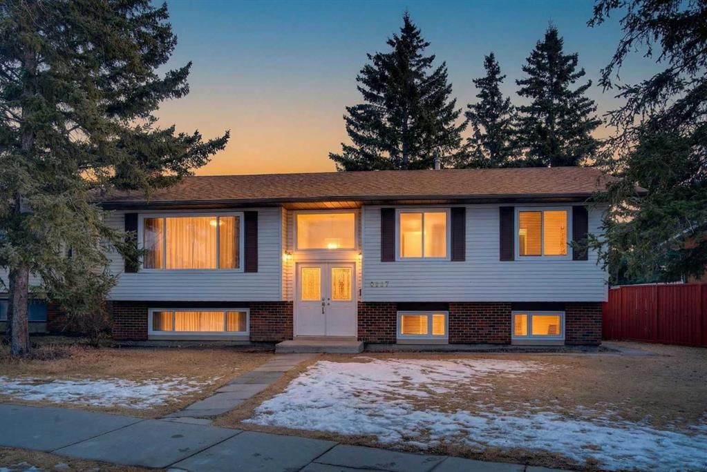 6507 Temple Drive NE, Calgary — main listing photo