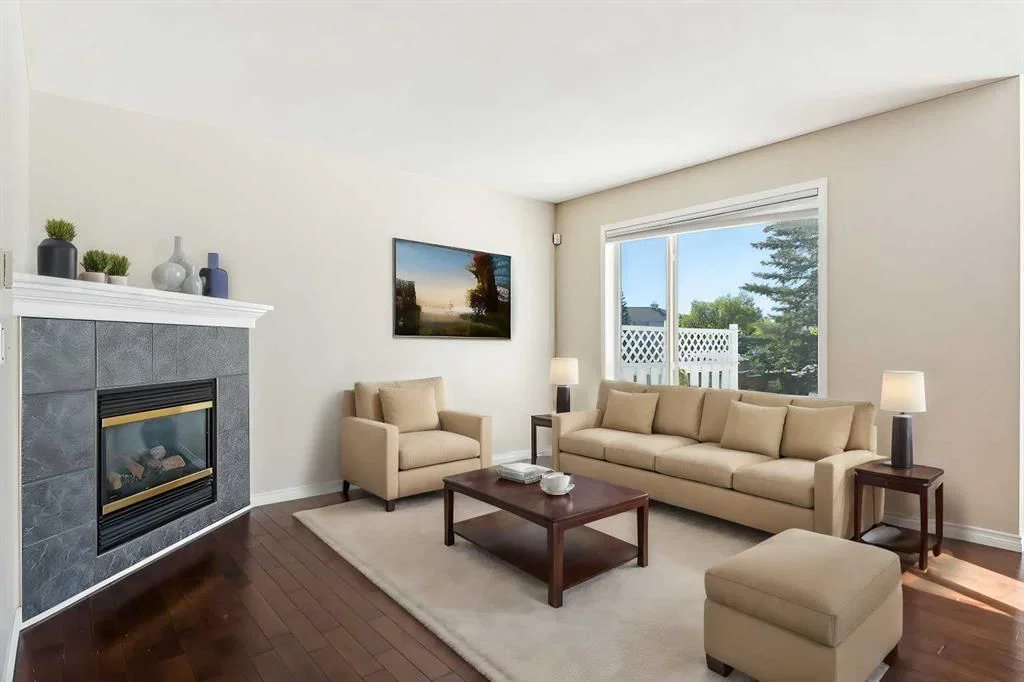 73 Rocky Ridge Heath NW, Calgary — photo 4 of 34