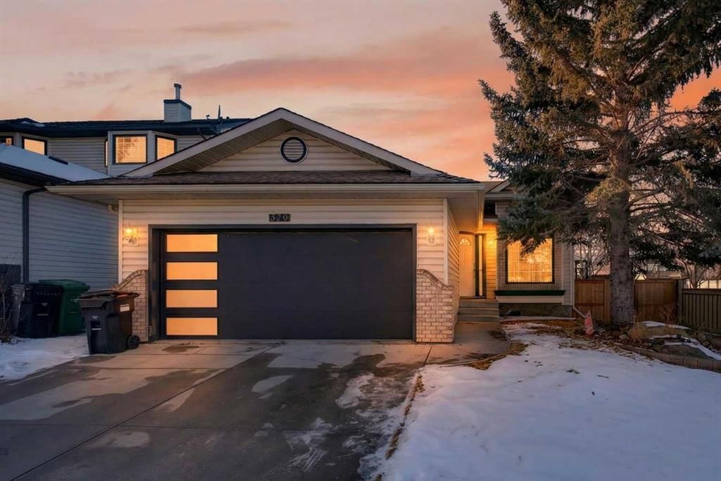 328 Douglas Ridge Close SE, Calgary — main listing photo