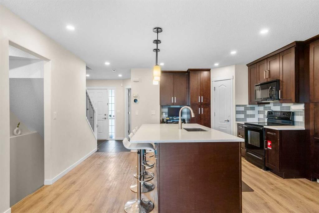 17 Cranford Place SE, Calgary — photo 5 of 47